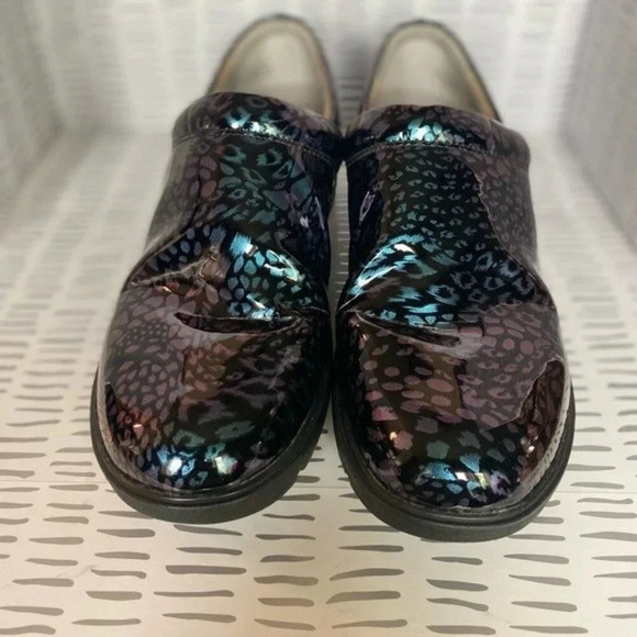 Nursemates Align Indya Clogs size 8.5 wide - Picture 3 of 7